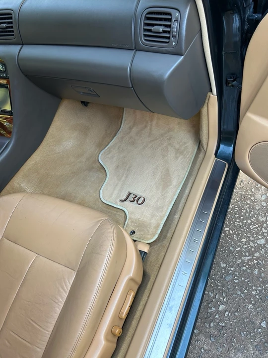 1993 Infiniti J30 - Image 28 of 31