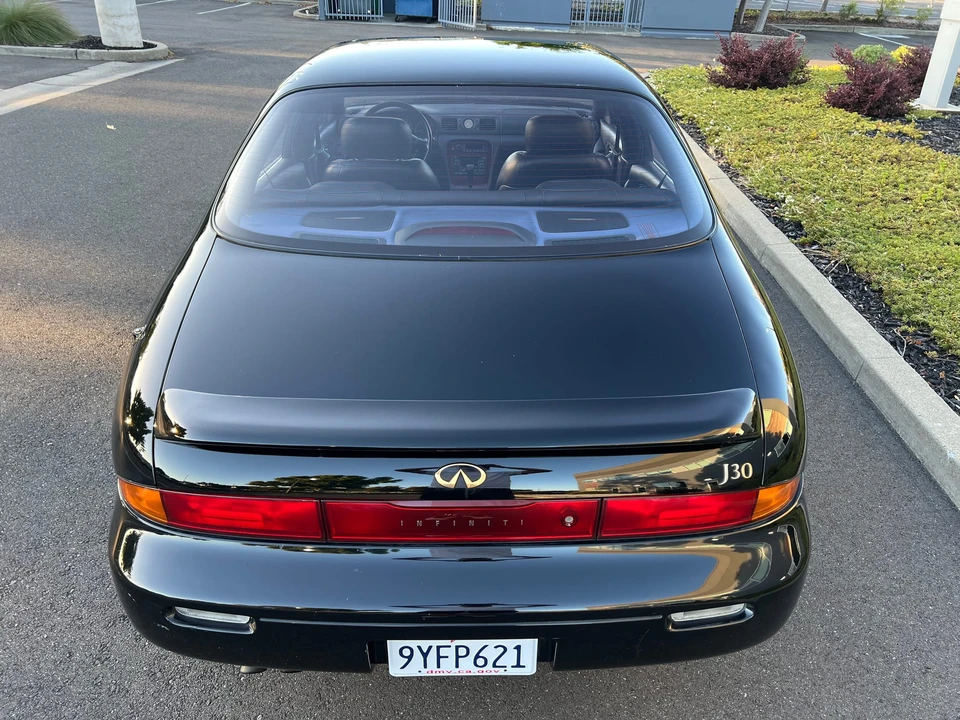 1993 Infiniti J30 - Image 28 of 31