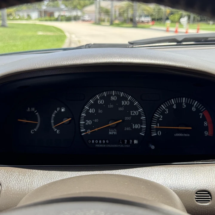 1993 Infiniti J30 - Image 28 of 31