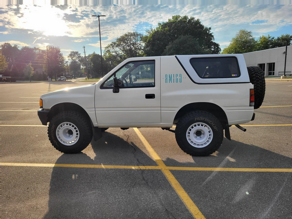 1993 Isuzu Rodeo - Image 16 of 31