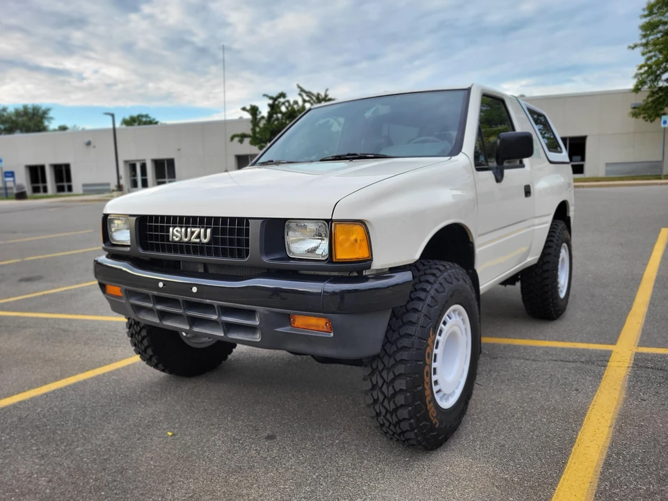 1993 Isuzu Rodeo - Image 10 of 31