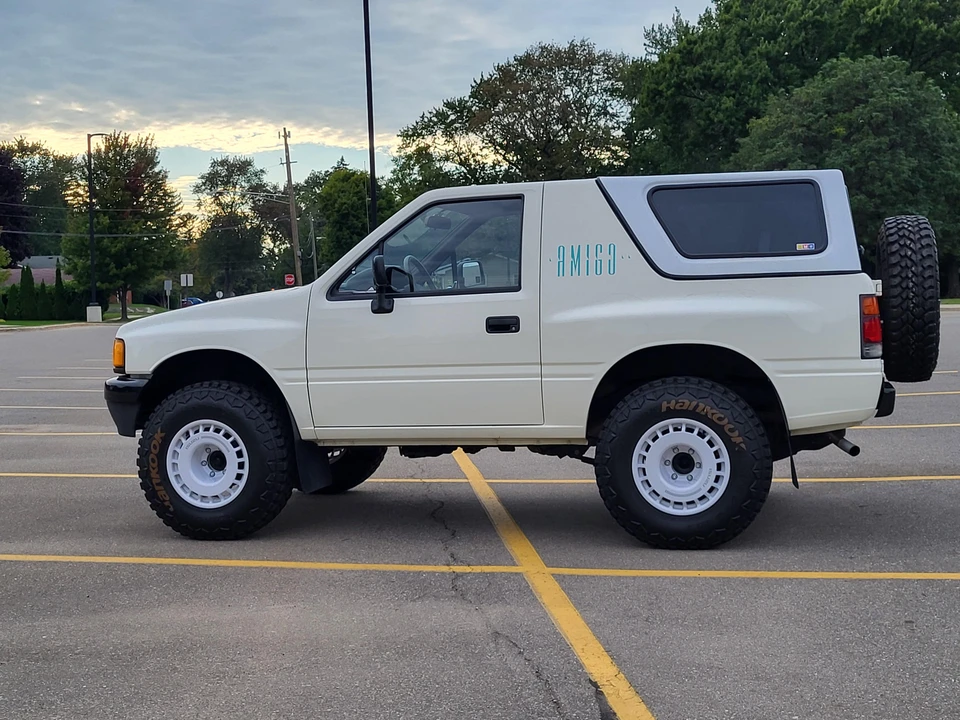 1993 Isuzu Rodeo - Image 18 of 31