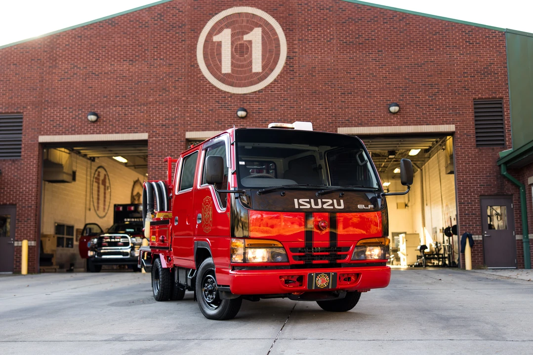 1993 Isuzu Elf - Image 2 of 31