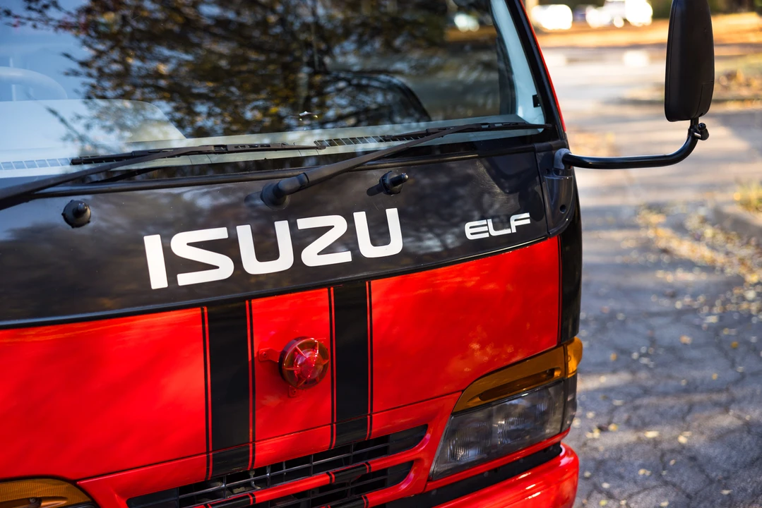 1993 Isuzu Elf - Image 21 of 31