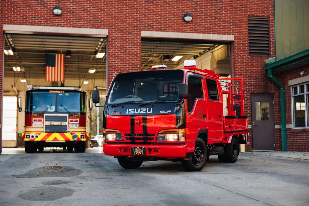 1993 Isuzu Elf - Image 4 of 31