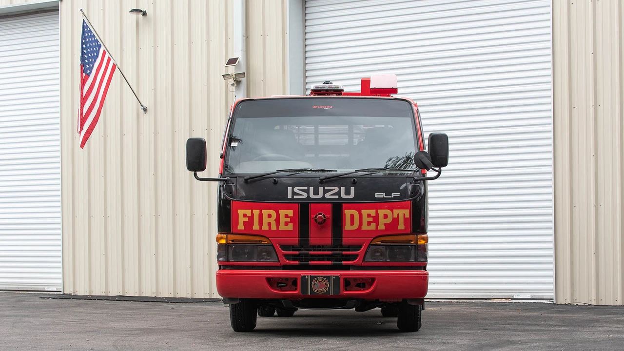 1993 Isuzu Elf - Image 7 of 31