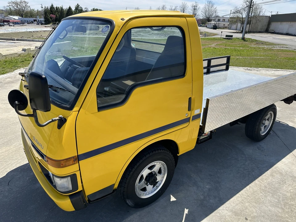 1993 Isuzu Elf - Image 9 of 31