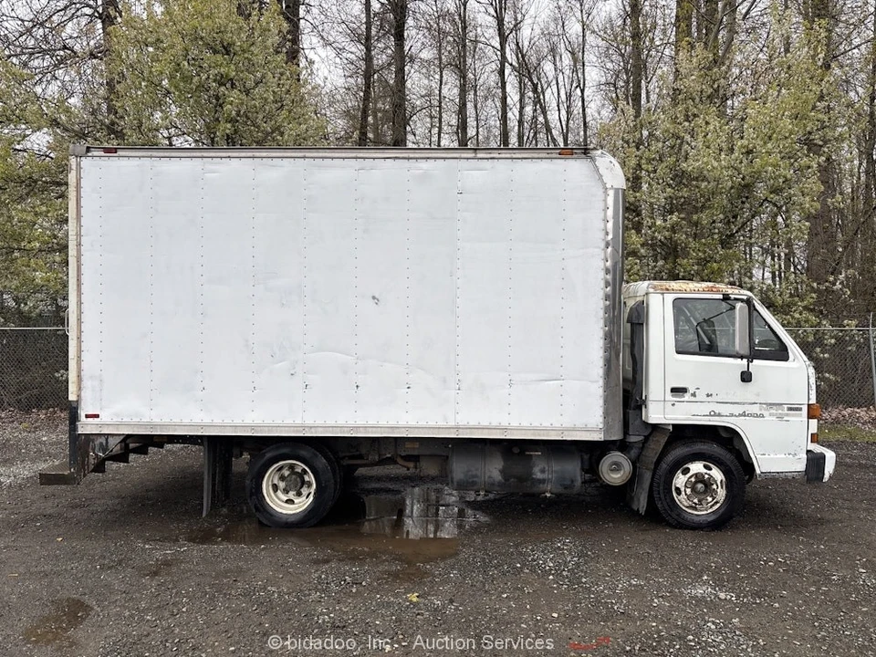 1993 Isuzu Elf - Image 6 of 12