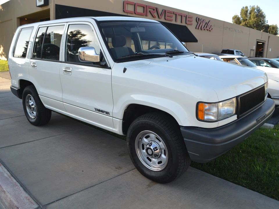1993 Isuzu Trooper - Image 7 of 31