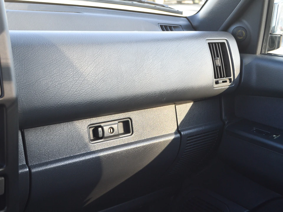 1993 Isuzu Trooper - Image 31 of 31