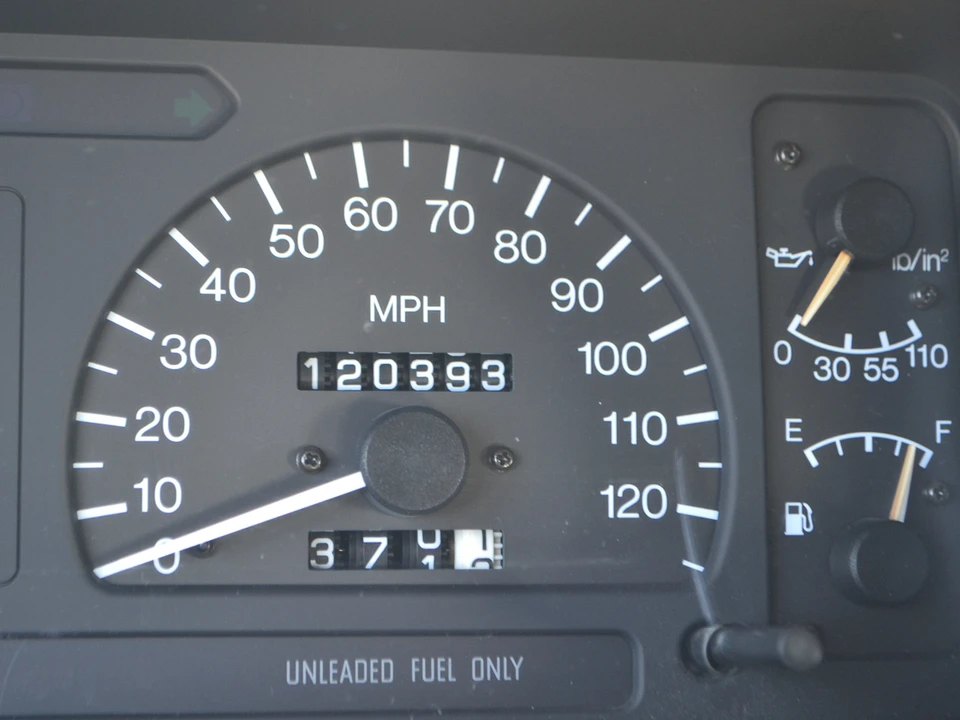 1993 Isuzu Trooper - Image 23 of 31