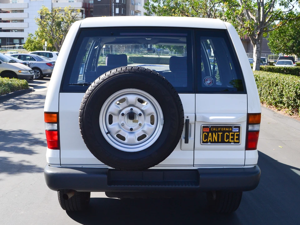 1993 Isuzu Trooper - Image 4 of 31