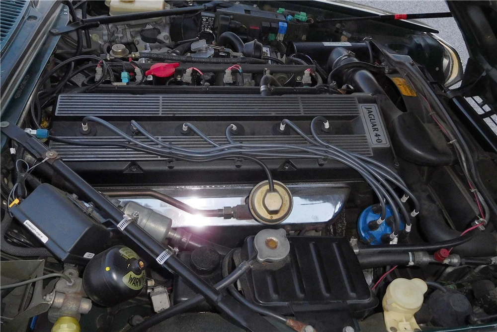 1993 Jaguar XJS - Image 3 of 5