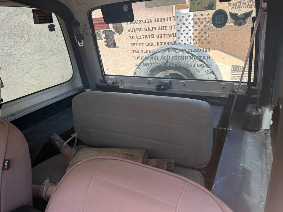 1993 Jeep YJ Wrangler - Image 9 of 13