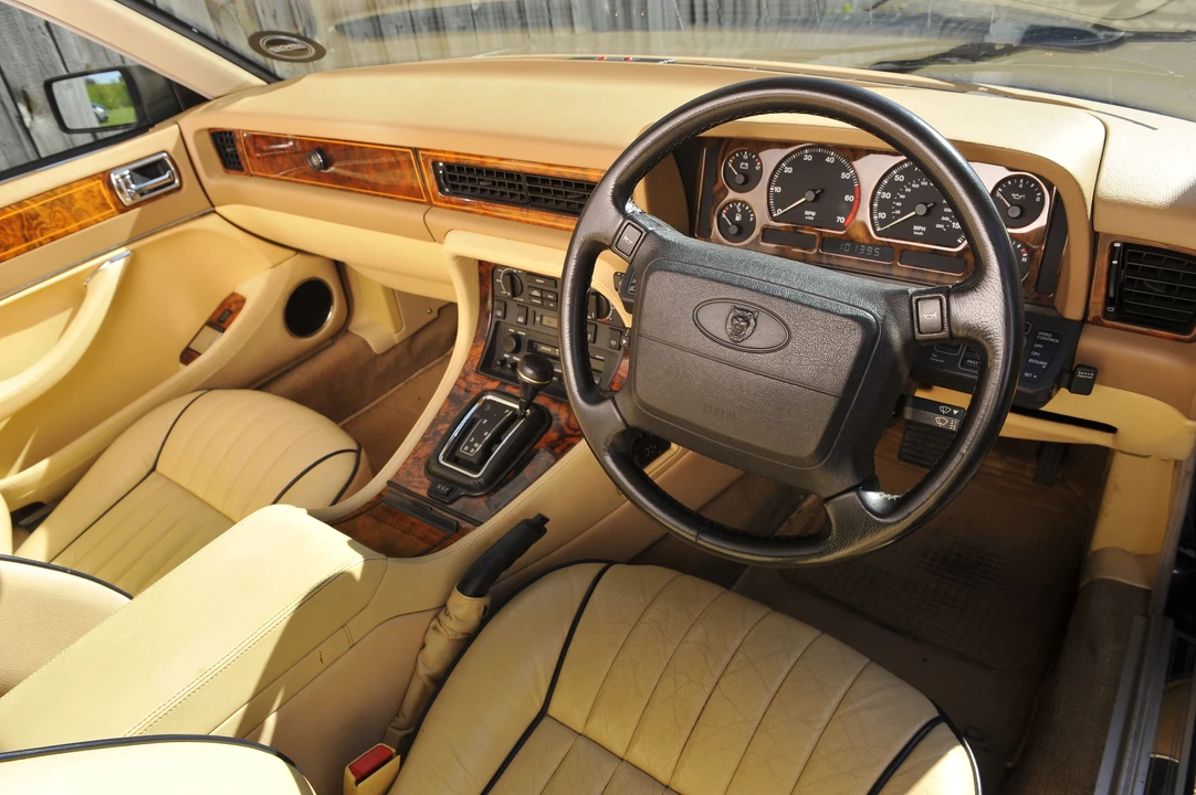 1993 Jaguar XJ40 XJ - Image 4 of 10
