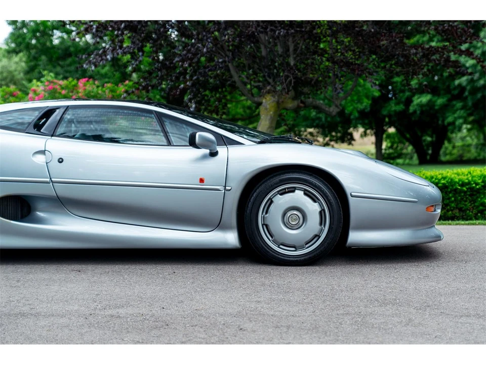1993 Jaguar - Image 12 of 31