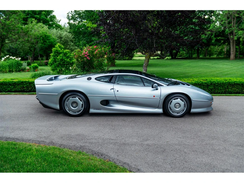 1993 Jaguar - Image 2 of 31