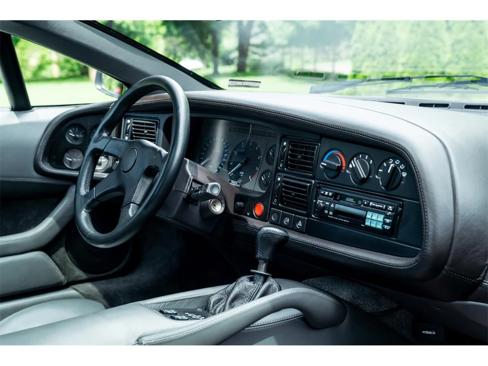 1993 Jaguar - Image 28 of 31