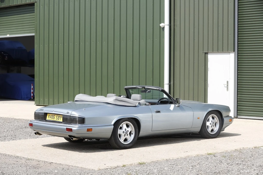 1993 Jaguar XJS - Image 17 of 30