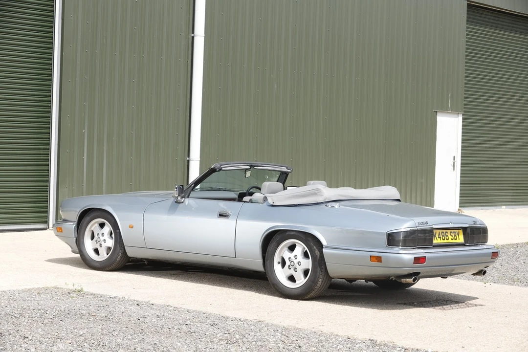 1993 Jaguar XJS - Image 15 of 30