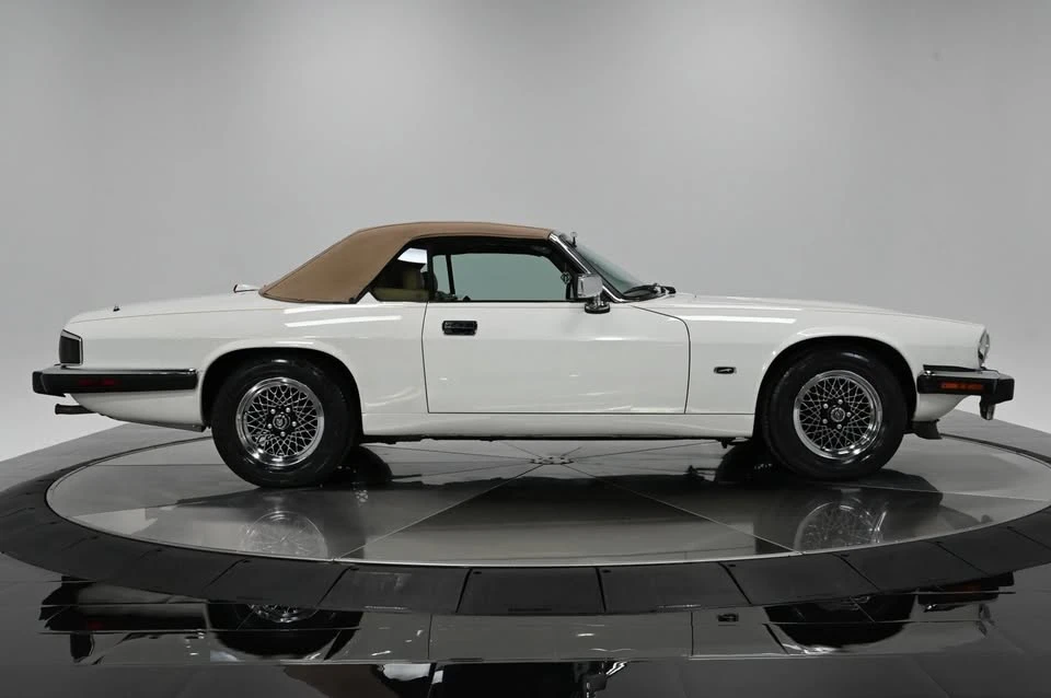 1993 Jaguar XJS Facelift V12 - Image 19 of 20
