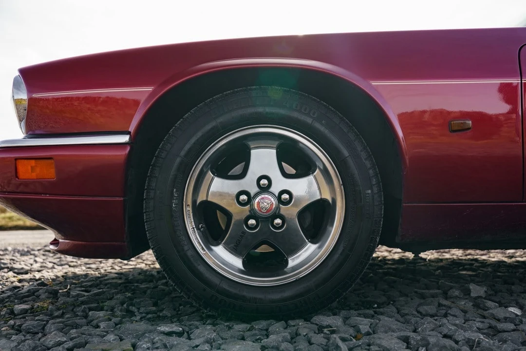 1993 Jaguar XJS Facelift AJ-16 - Image 19 of 30