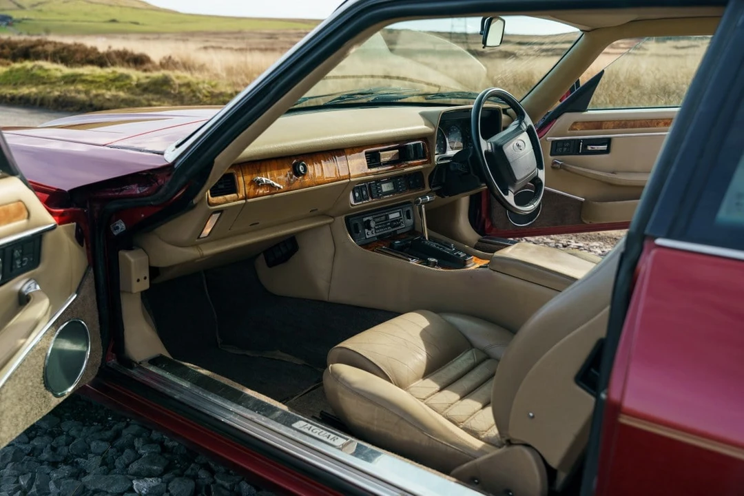 1993 Jaguar XJS Facelift AJ-16 - Image 21 of 30