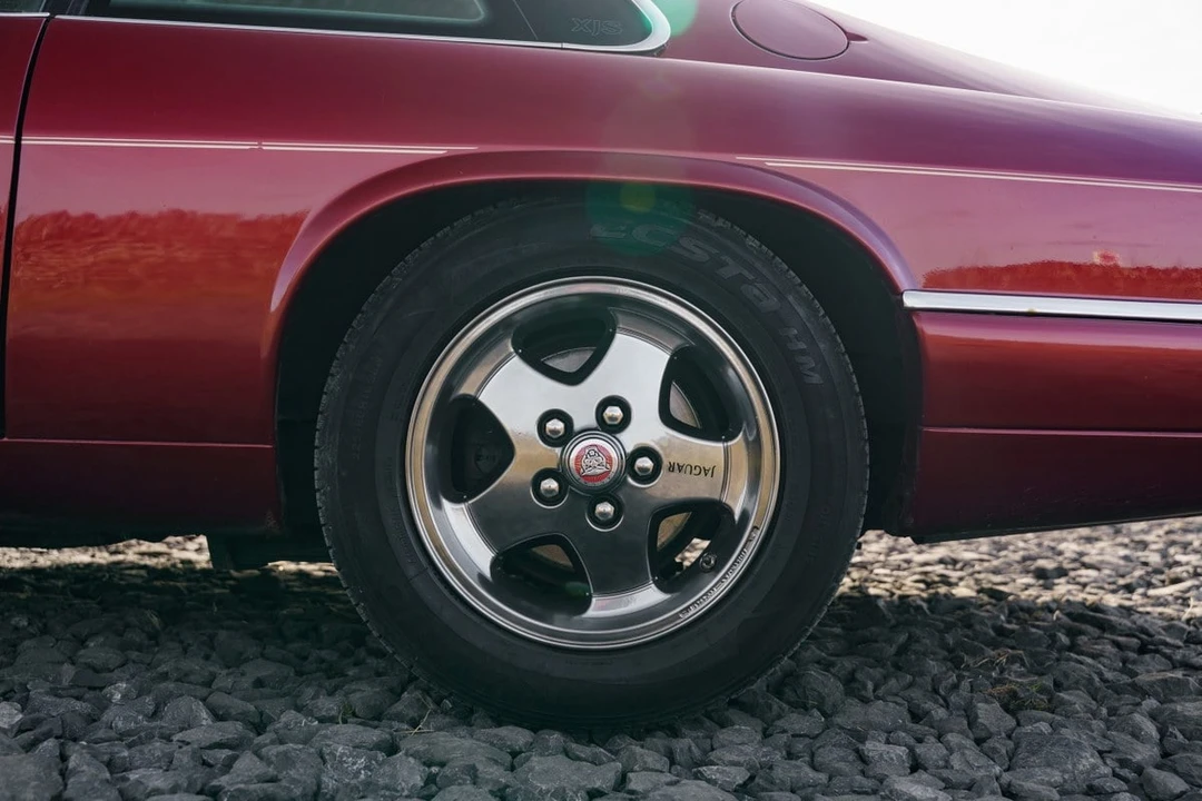 1993 Jaguar XJS Facelift AJ-16 - Image 18 of 30