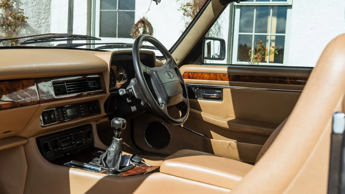 1993 Jaguar XJS Convertible - Image 27 of 30