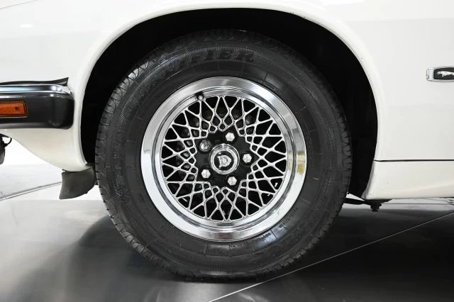 1993 Jaguar XJS Convertible - Image 15 of 21