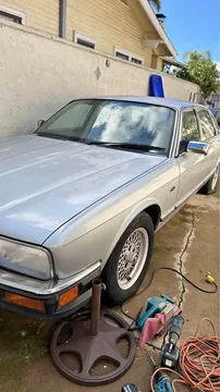 1993 Jaguar XJ6 Sedan