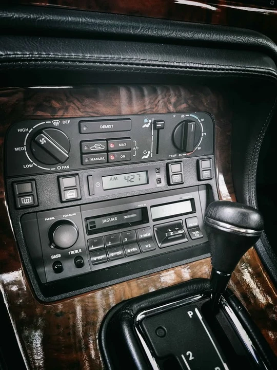 1993 Jaguar XJ40 XJ - Image 6 of 20