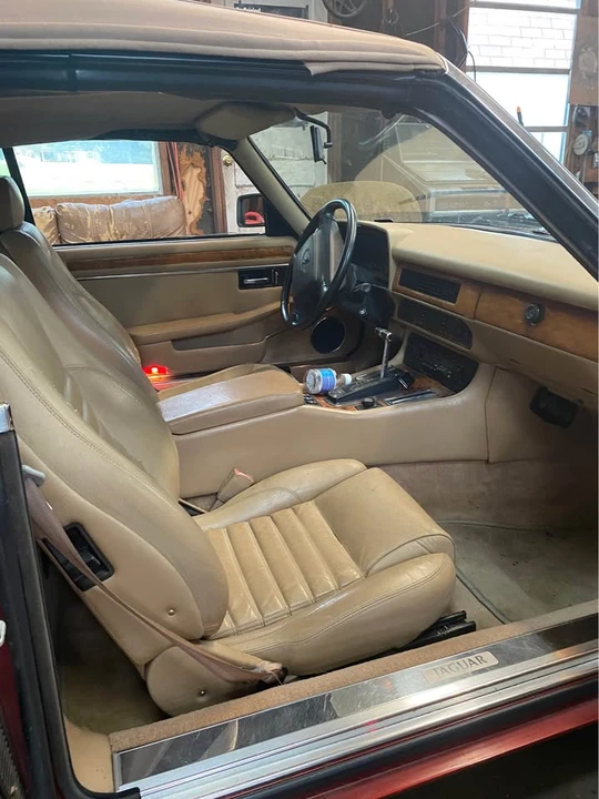 1993 Jaguar XJS Convertible - Image 10 of 18