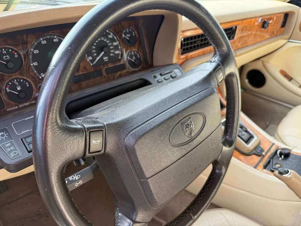 1993 Jaguar XJ40 XJ - Image 10 of 10