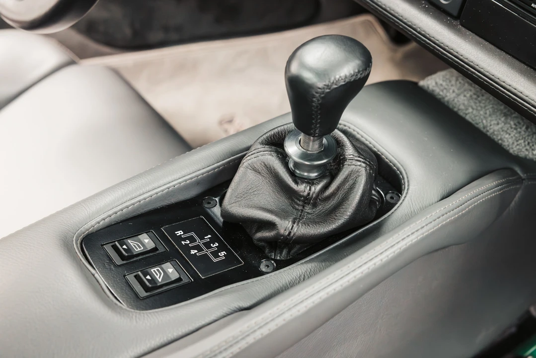 1993 Jaguar XJ220 - Image 20 of 31