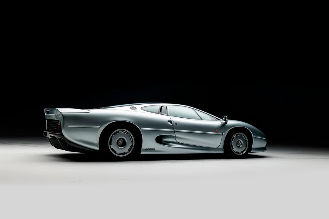 1993 Jaguar XJ220 - Image 4 of 31