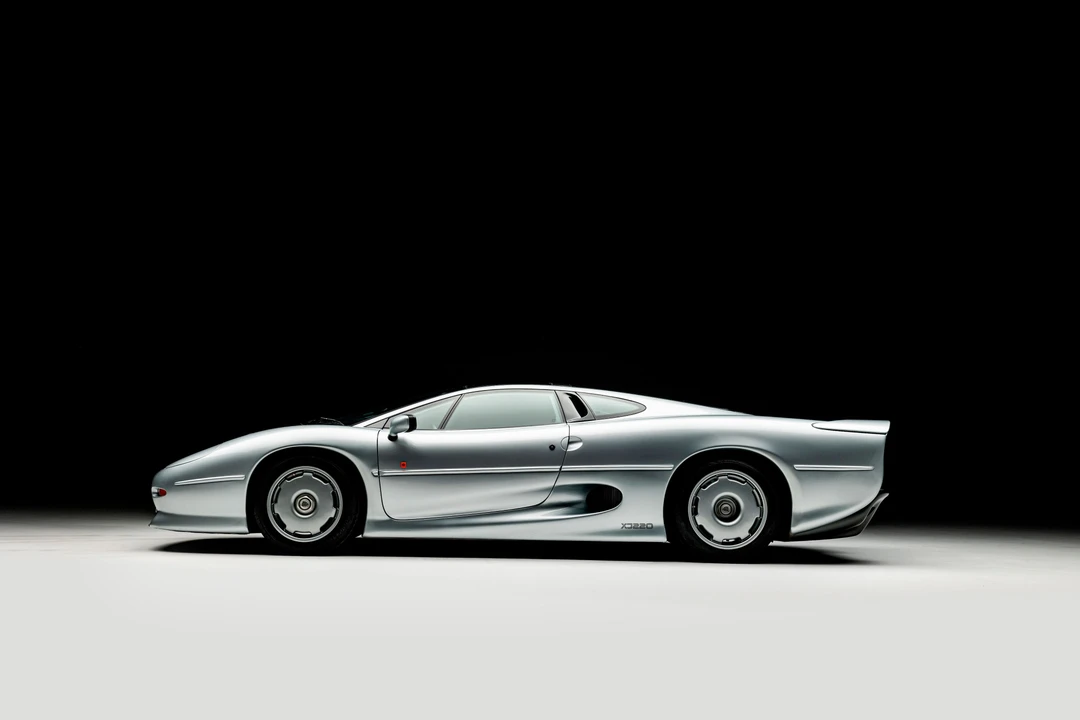 1993 Jaguar XJ220 - Image 26 of 31