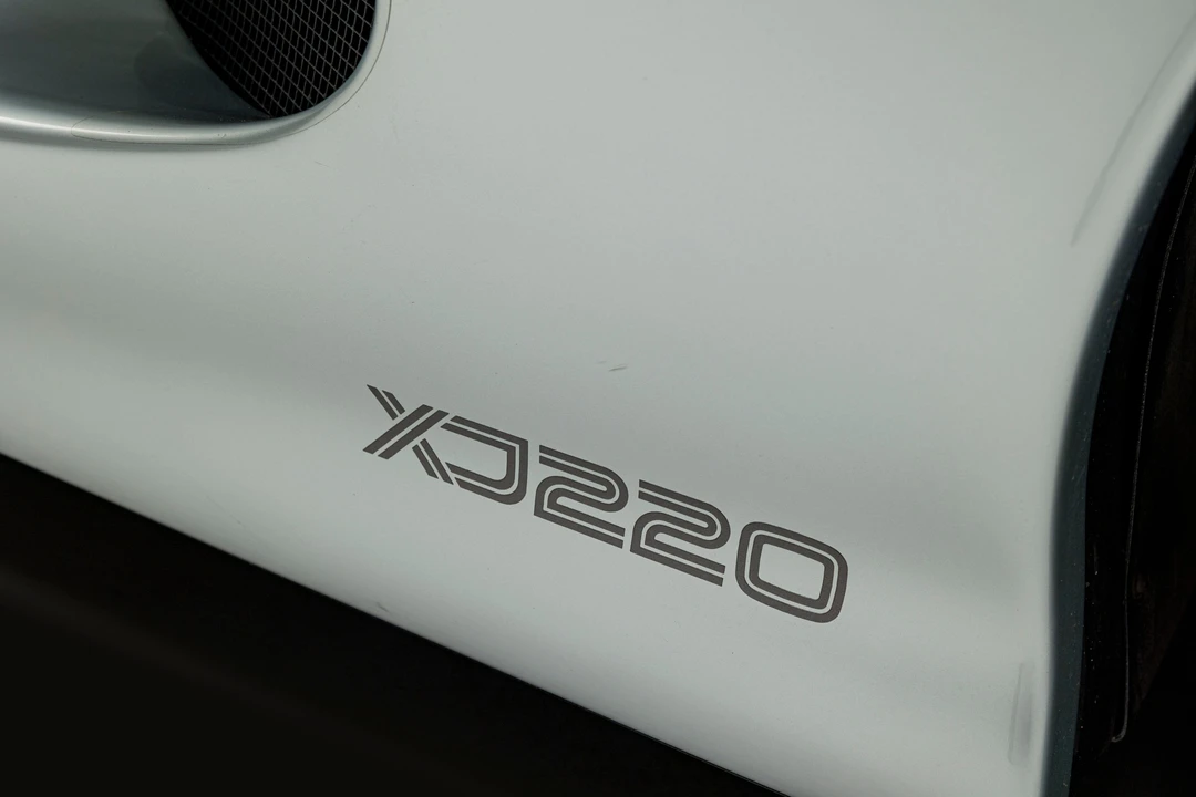 1993 Jaguar XJ220 - Image 24 of 31