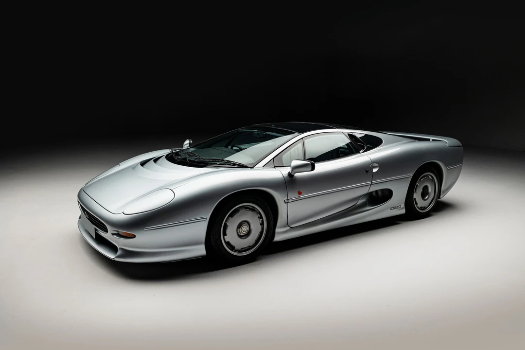 1993 Jaguar XJ220 - Image 29 of 31
