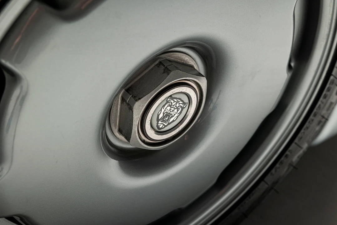 1993 Jaguar XJ220 - Image 23 of 31