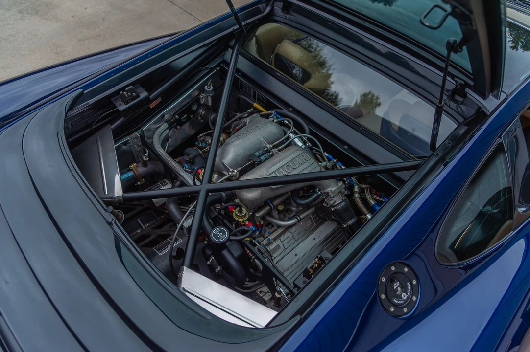 1993 Jaguar XJ220 - Image 19 of 31