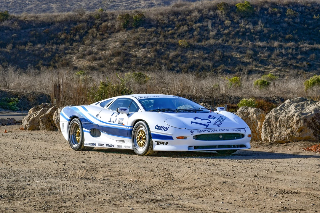 1993 Jaguar XJ220 - Image 6 of 31