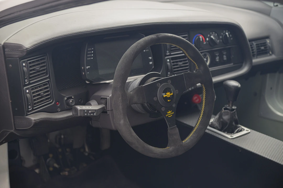 1993 Jaguar XJ220 - Image 9 of 31
