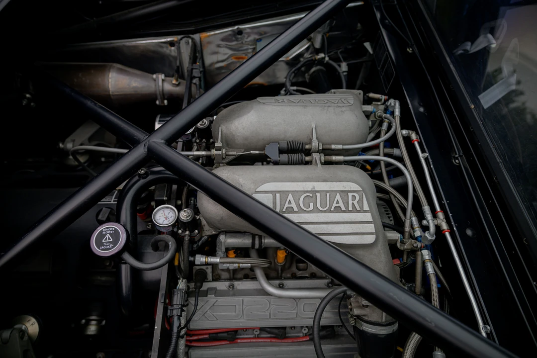 1993 Jaguar XJ220 - Image 25 of 31