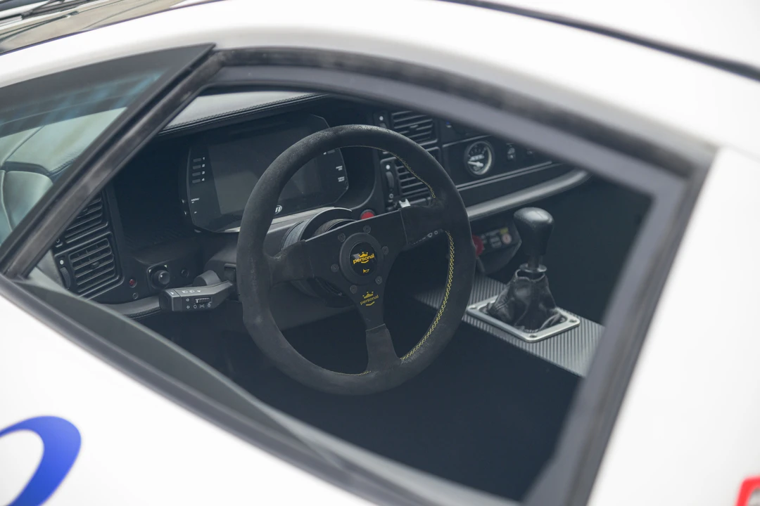 1993 Jaguar XJ220 - Image 30 of 31