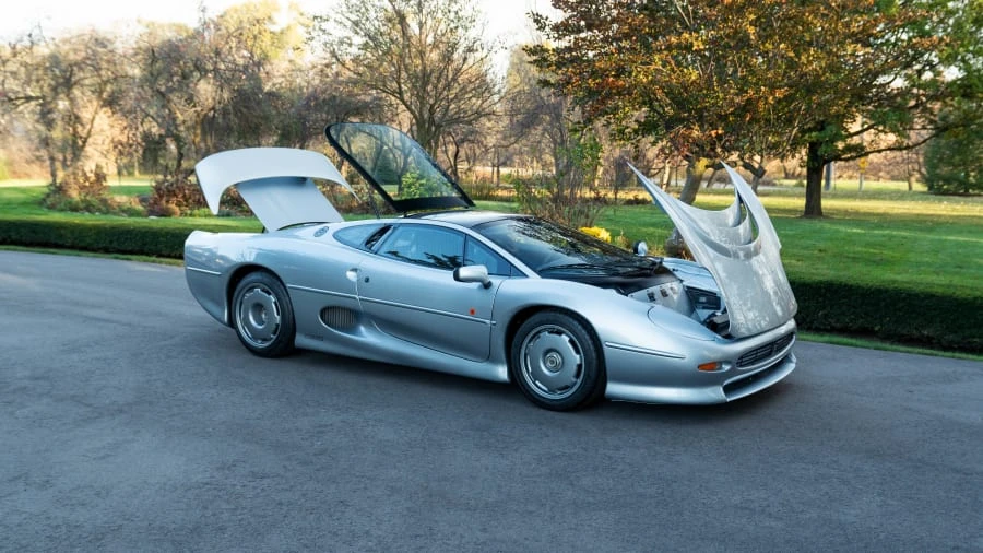 1993 Jaguar XJ220 - Image 16 of 31