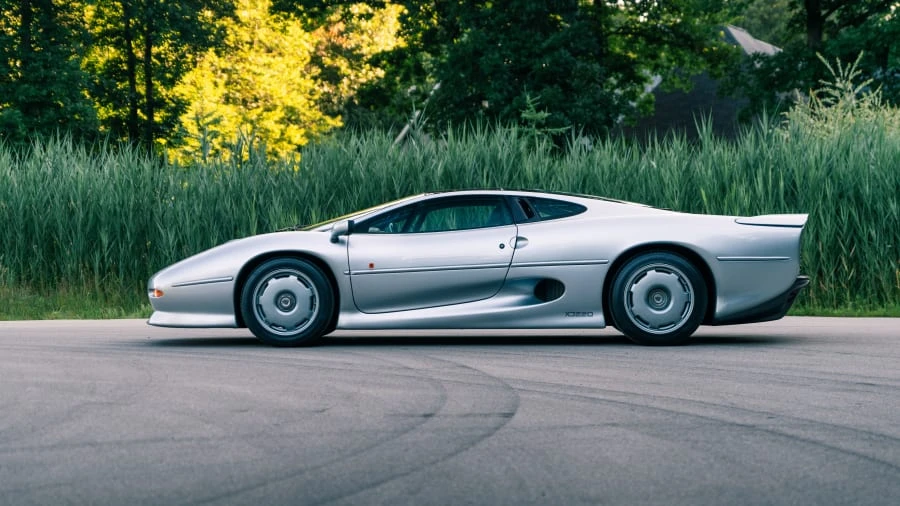 1993 Jaguar XJ220 - Image 19 of 31
