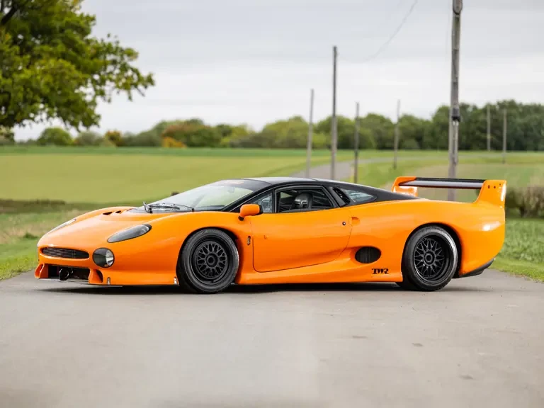 1993 Jaguar XJ220 - Image 2 of 31