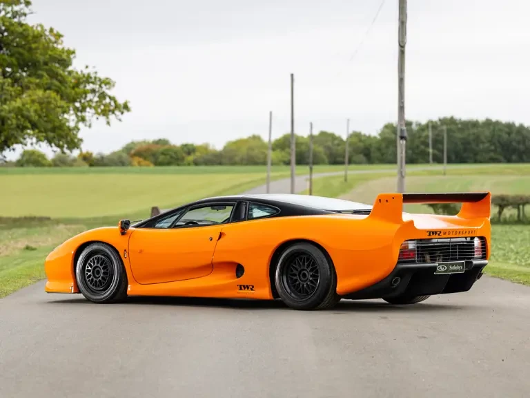 1993 Jaguar XJ220 - Image 3 of 31