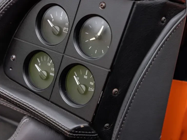 1993 Jaguar XJ220 - Image 14 of 31